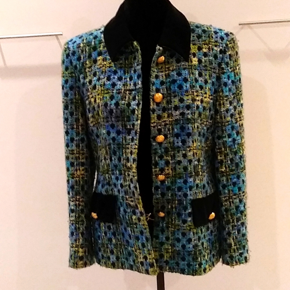 Escada jacket sz 38